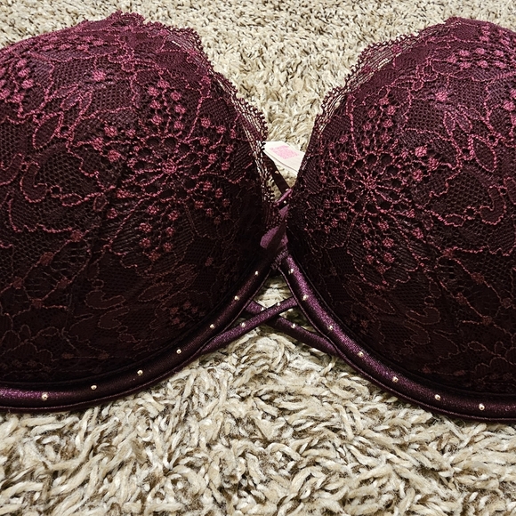 PINK - Picture 2 of 6